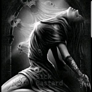 Meet your Posher, Emmanuel